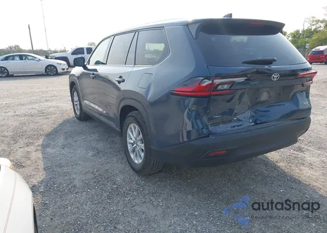 2025 Toyota Grand Highlander Xle z USA, uszkodzony, nr VIN 5TDAAAB55SS083263